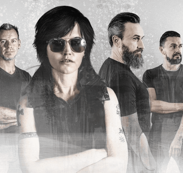 A principios de 2009 la banda se reunió en Dublín, Irlanda, para ofrecer un concierto en el que recordaron sus éxitos de la década de 1990, además de presentar temas inéditos como 'Switch of the moment' y 'Lunatic'.