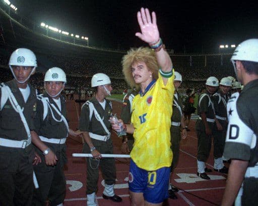 En el fútbol de Colombia son varios los que han estado en problemas. Carlos 'Pibe' Valderrama estuvo cuatro días en la cárcel en 1981 por golpear a un policía.