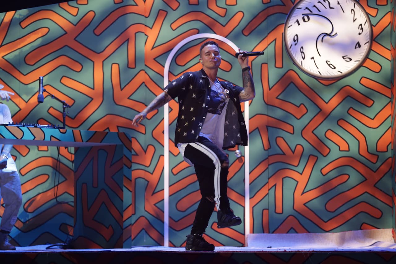 Fue durante el paso de la gira ‘Energía Tour’ por Italia que se dio el encuentro entre J Balvin y Gianluca Vacchi.