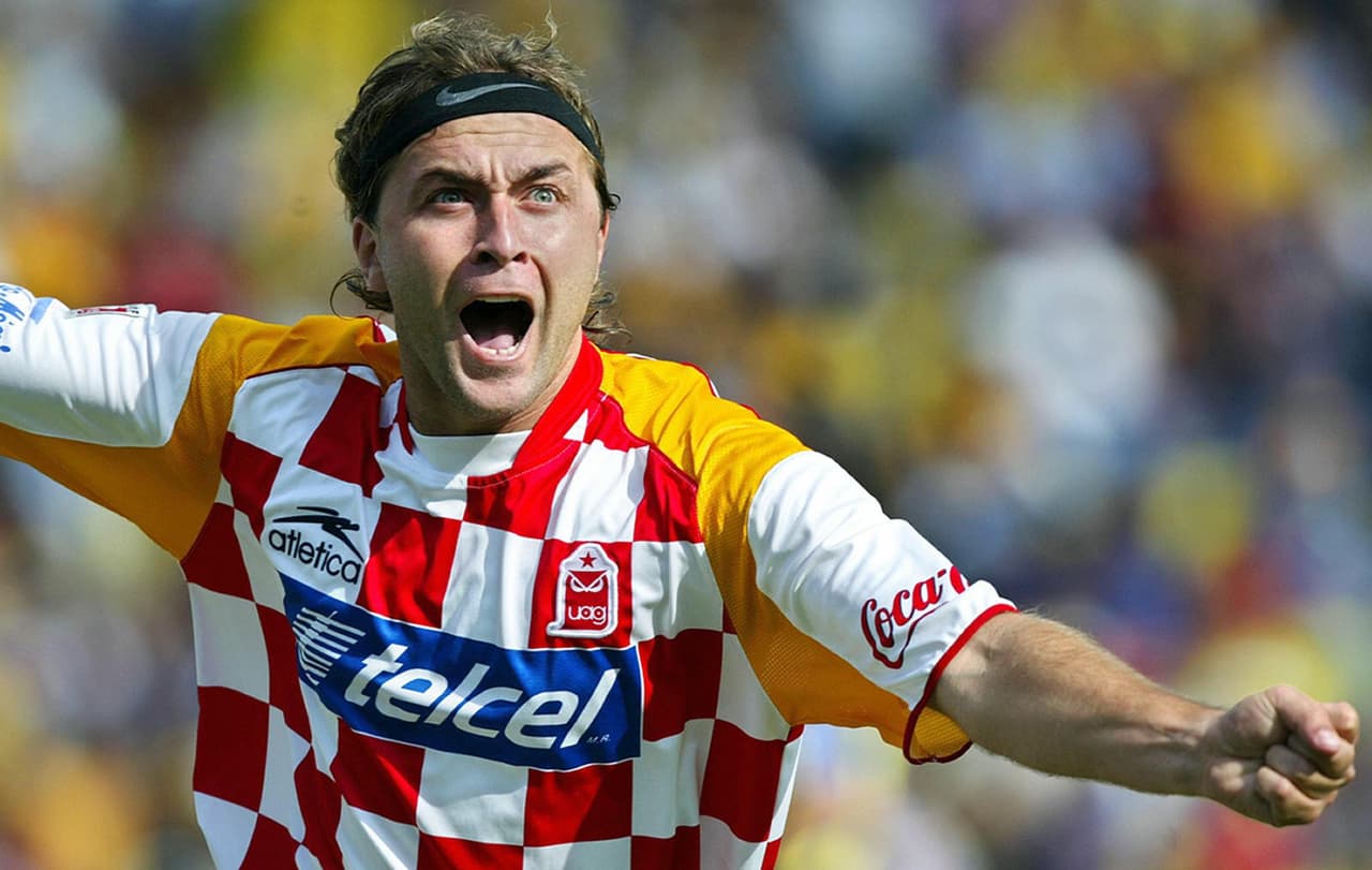 El primer partido de fútbol que se jugó aquí fue un LA Galaxy-Tecos en 2004.