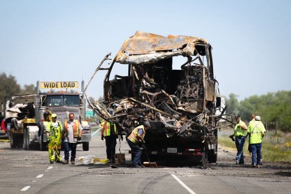 Las llamadas de emergencia tras el impacto mortal en la Interestatal 5 de CA fueron revelados, en tanto las autoridades intensifican investigaciones. Audios del 911 tras el mortal impacto en la interestatal 5, rescucha el audio aquí