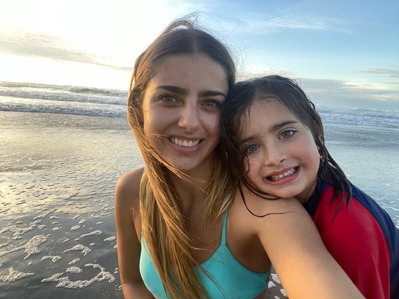 Michelle Renaud con su hijo Marcelo.