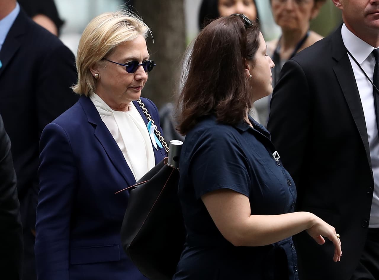 Hillary Clinton cancela agenda del lunes y martes en medio de preocupaciones por su salud 