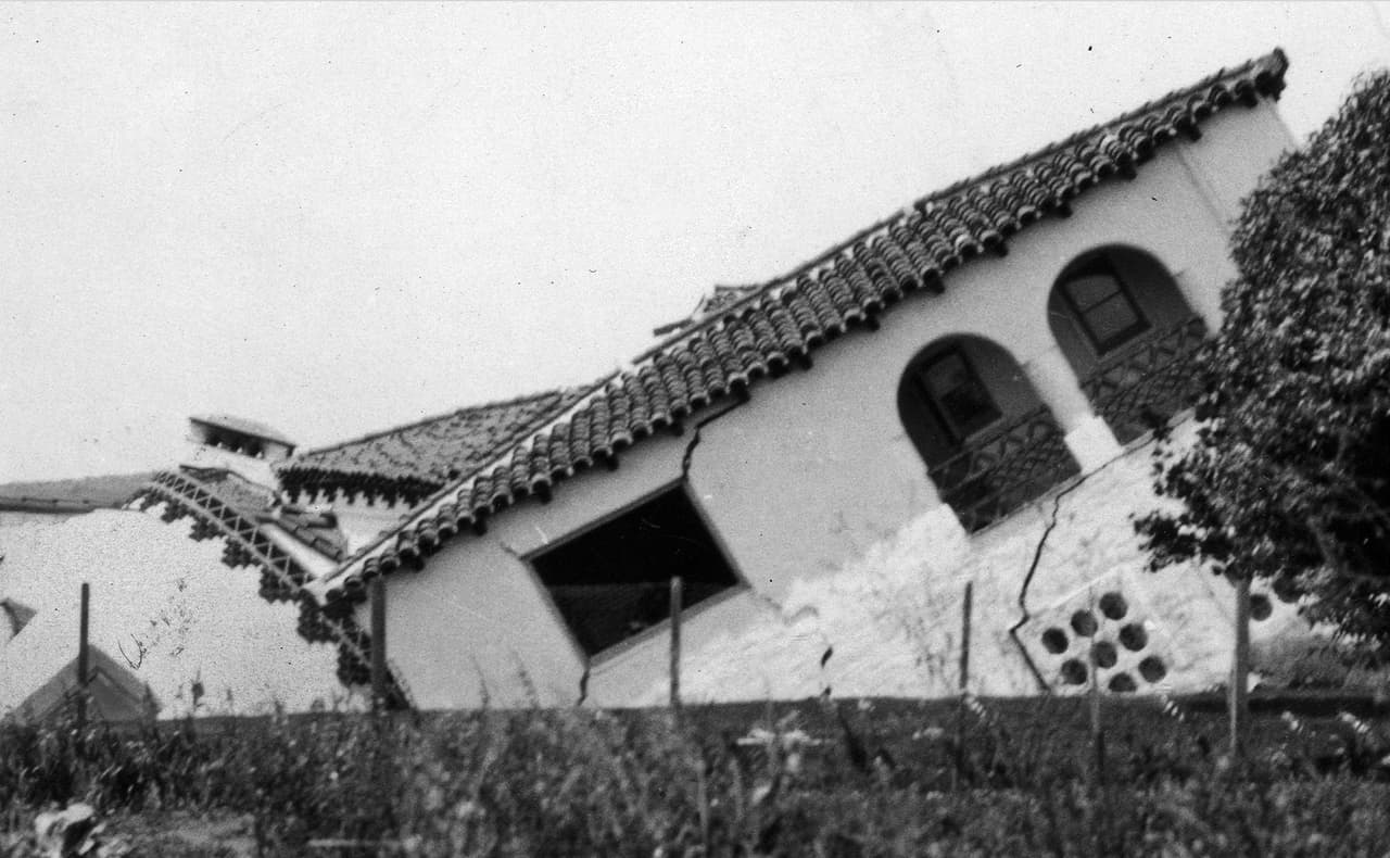 La más reciente investigación de USGS, encabezada por Susan Hough y Morgan Page, indica que las actividades de las empresas petroleras en el sur de California al inicio del siglo XX pudiesen haber causado una serie de sismos en la década de 1920 y 1930, incluyendo el mortal terremoto de Long Beach (1933).