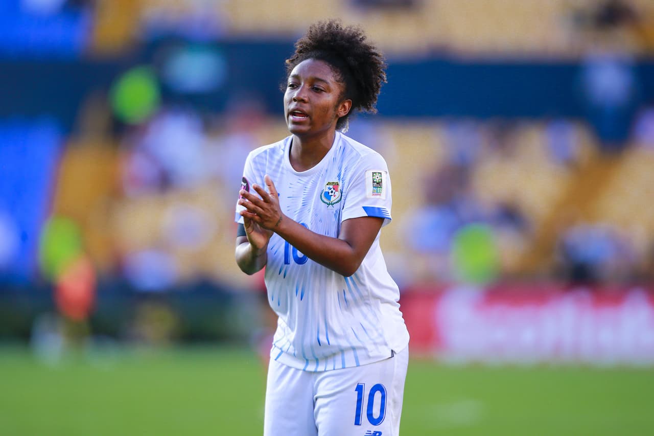 Panamá venció 1-0 ante Trinidad y Tobago en la última jornada de la etapa de grupos del Clasificatorio Concacaf W y se clasificó al Repechaje. La única anotación del juego fue de la futbolista del Pachuca, antes del León, Marta Cox al minuto 43.