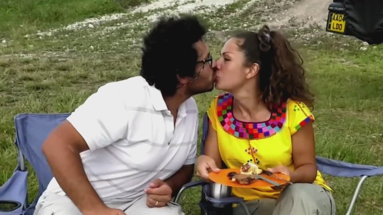 La pareja inició su recorrido por el mundo en el 2016 en una camioneta que adaptaron como casa rodante. Dejaron su vida atrás para viajar por diferentes países, pero su travesía se vio frustrada luego de que llegaran a Florida en febrero y se quedaran varados por la pandemia del covid-19.