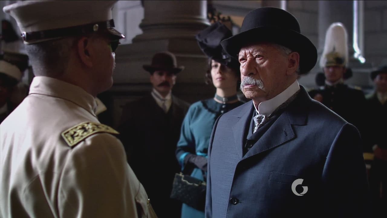 Mientras tanto, el General Porfirio es escoltado al Puerto de Veracruz por el General Victoriano Huerta.