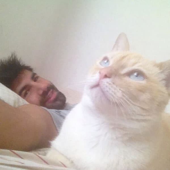 Gran parte de su carrera la ha construído en teatro, en obras como 
<i>Conexión</i>, 
<i>Cuatro XXXX</i> y 
<i>Tengamos sexo en paz</i>, sólo por mencionar algunas.