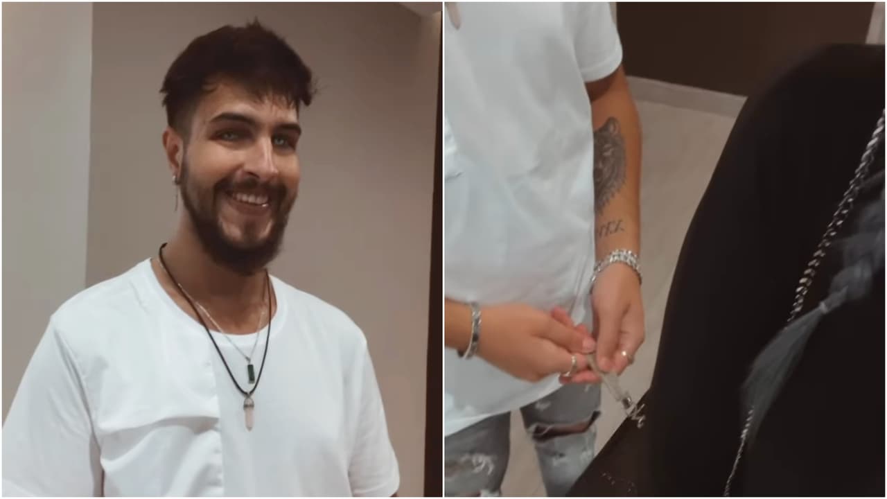 Frida Sofía posó abrazando a su supuesto novio.