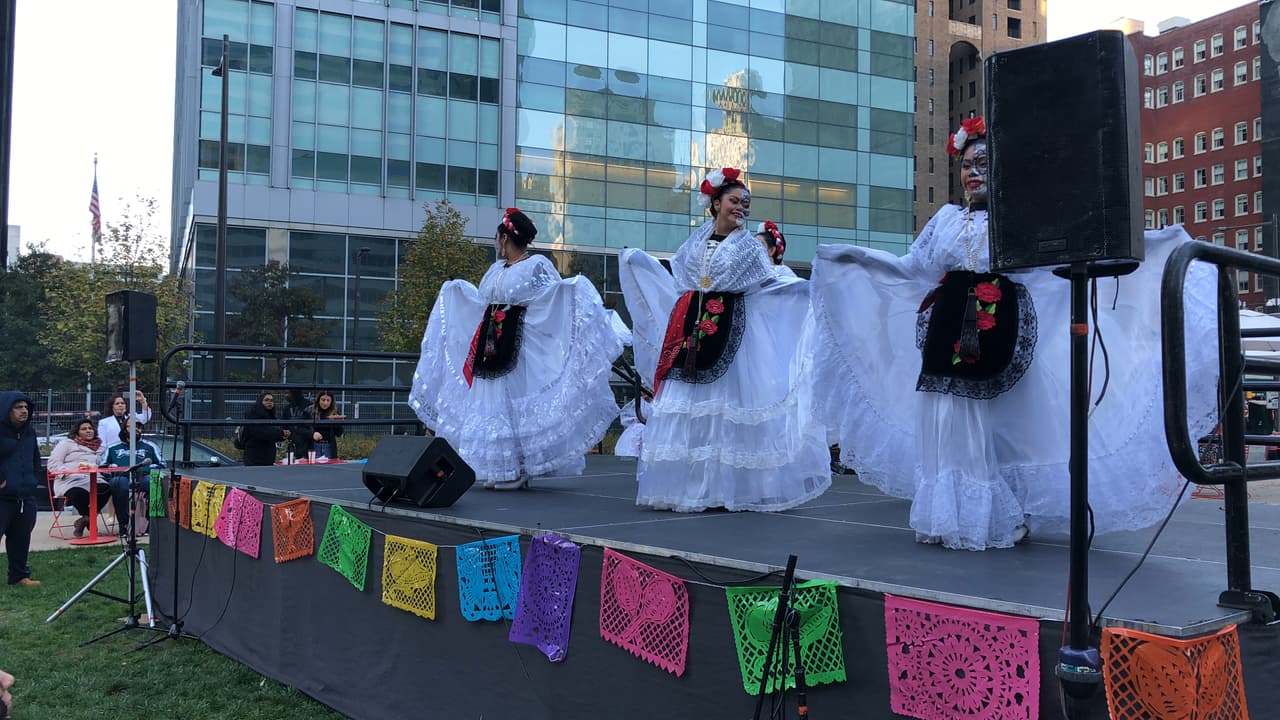 Hubo presentación de bailes folclóricos a cargo del grupo de danza Nuevo México dirigido por Miguel Ángel Sígala.