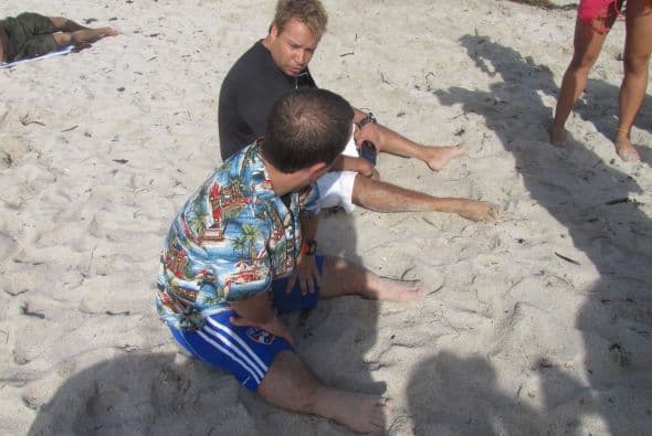 Descansando en la cálida arena de las playas de Miami.
