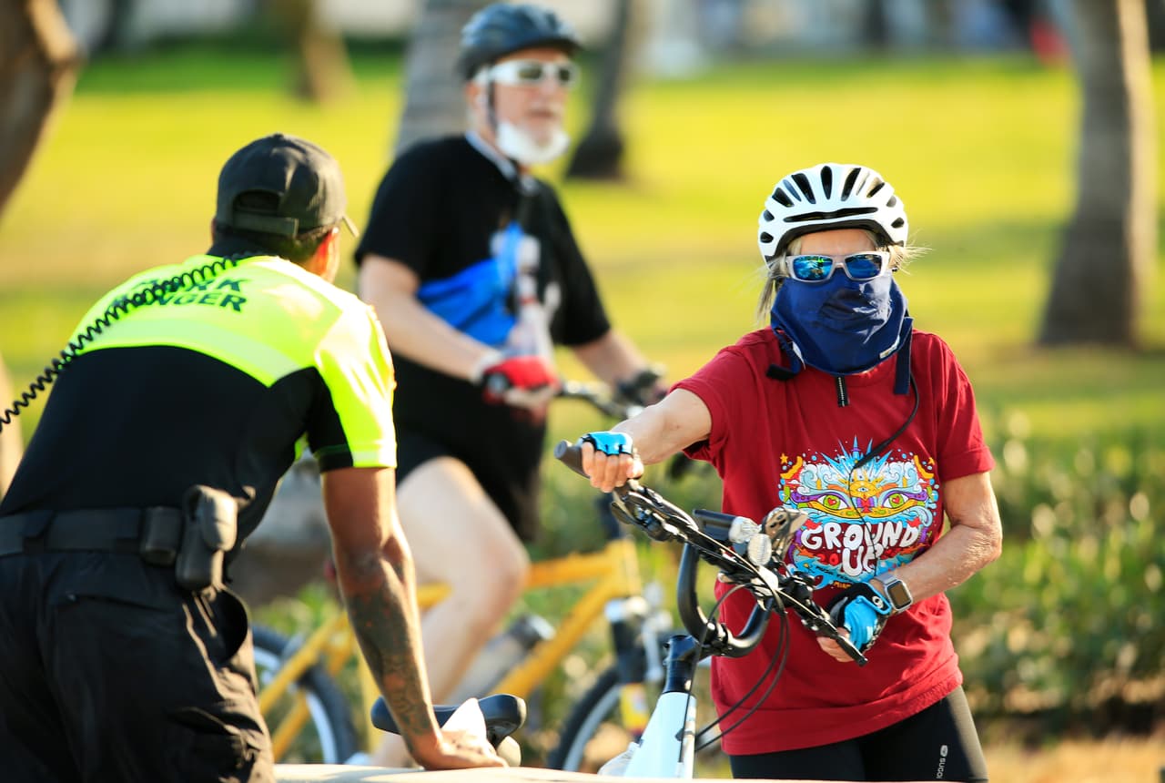 Mientras los hoteles y los restaurantes son de los más afectados por el coronavirus, hay una industria que se ha disparado en en medio de la pandemia en el sur de Florida.
<br>