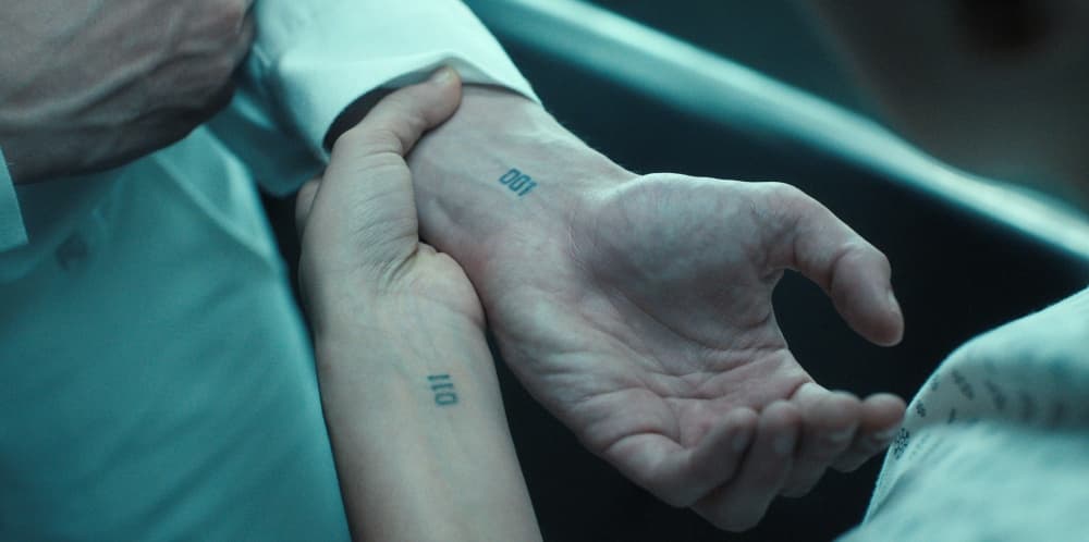 Los tatuajes de Eleven y 001 de 'Stranger Things'