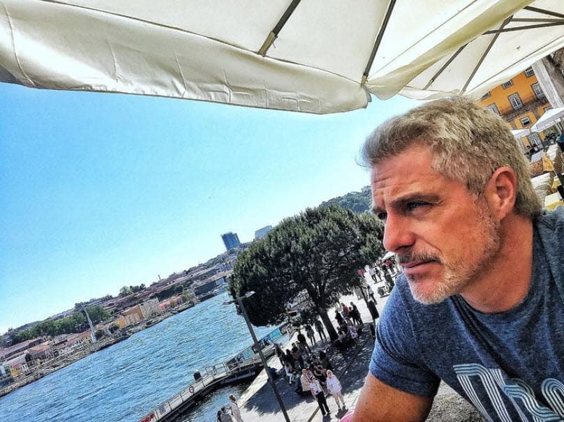 "Hay que reinventarse en todo, pero lo que espero es que me salga lo que sé hacer porque los fideuás me salen bien, pero no como la actuación", sentenció en el matutino.
<br>