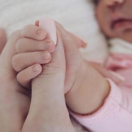 El pasado 4 de febrero, Kylie Jenner confirmó lo que durante meses fue un secreto a voces: su embarazo y posterior nacimiento de Stormi.