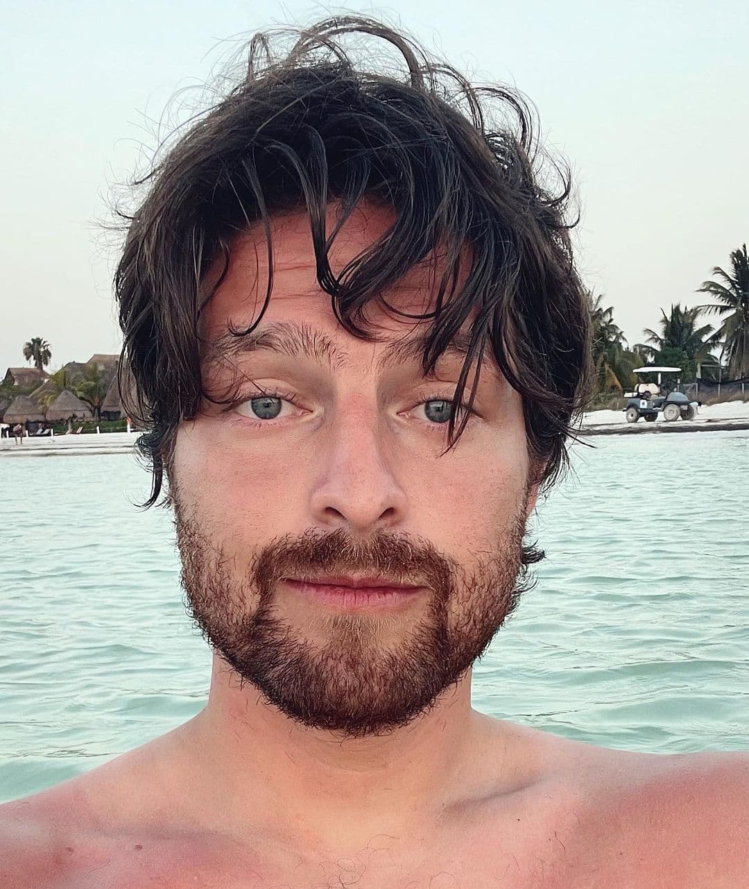 Además de su talento para las telenovelas, el galán de ahora 33 años también ha incursionado en el mundo del modelaje.