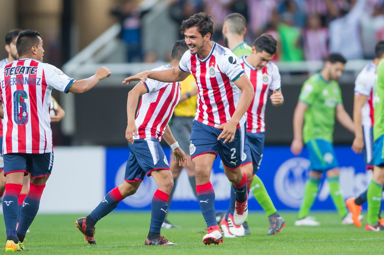 Sin embargo, quien no falló fue Oswaldo Alanís con un remate violento de media distancia que superó al portero Frei en el minuto 50.