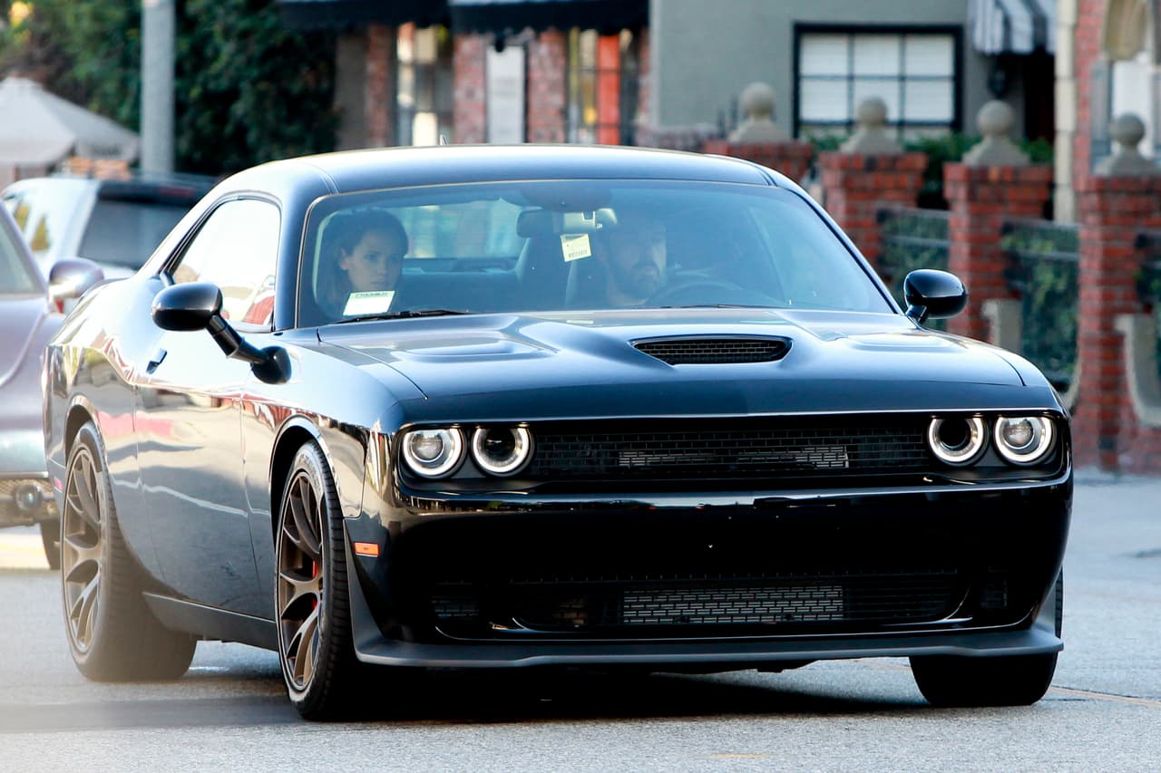 Ben y Jennifer volviendo a casa.