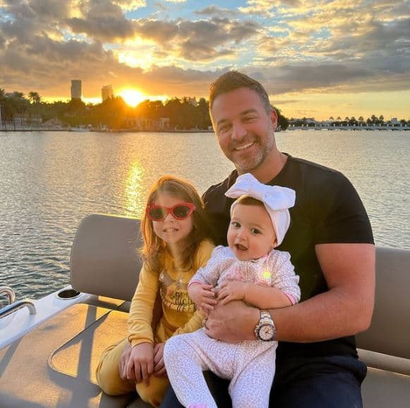 <b>Ximena Duque</b> agrandó su familia con la llegada de su hija menor, Skye, a quien no ha dejado de presumir en su cuenta de Instagram.