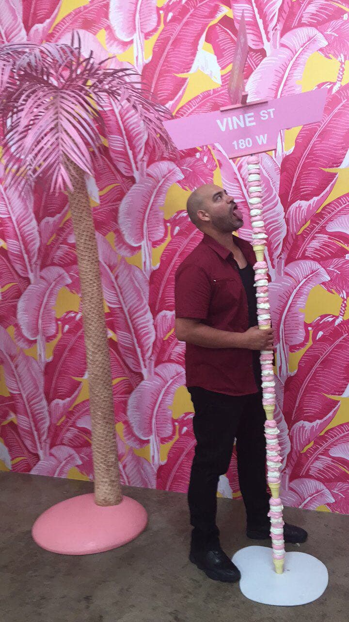 El locutor de 'El Bueno, La Mala y El Feo' estuvo en el museo más importante acerca de helados en el mundo.