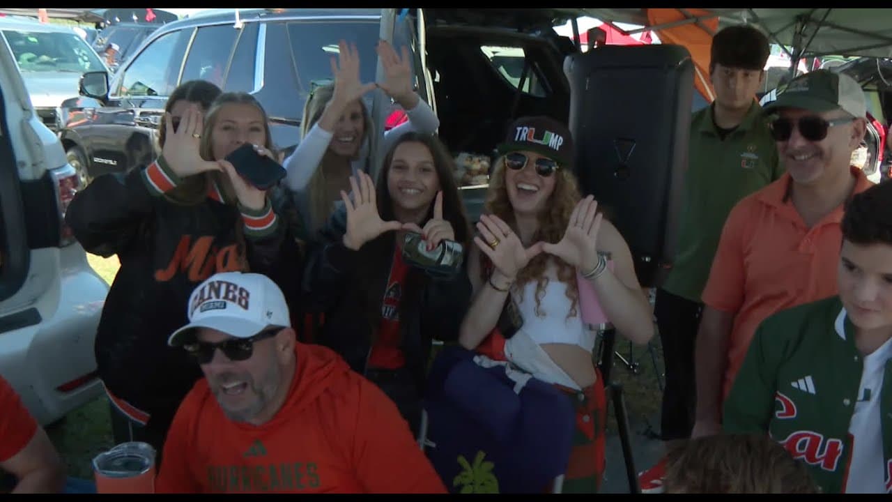 Inicia la fiesta en Miami de la gran final del fútbol americano universitario contra Indiana