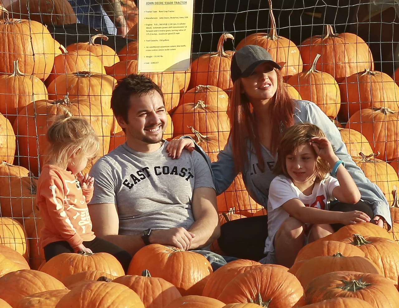 Mira las fotos de Christina Aguilera con sus lindos nenes.