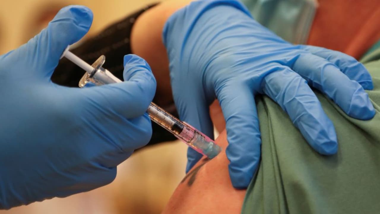 NYC aplicará un millón de dosis de la vacuna en el mes de enero 