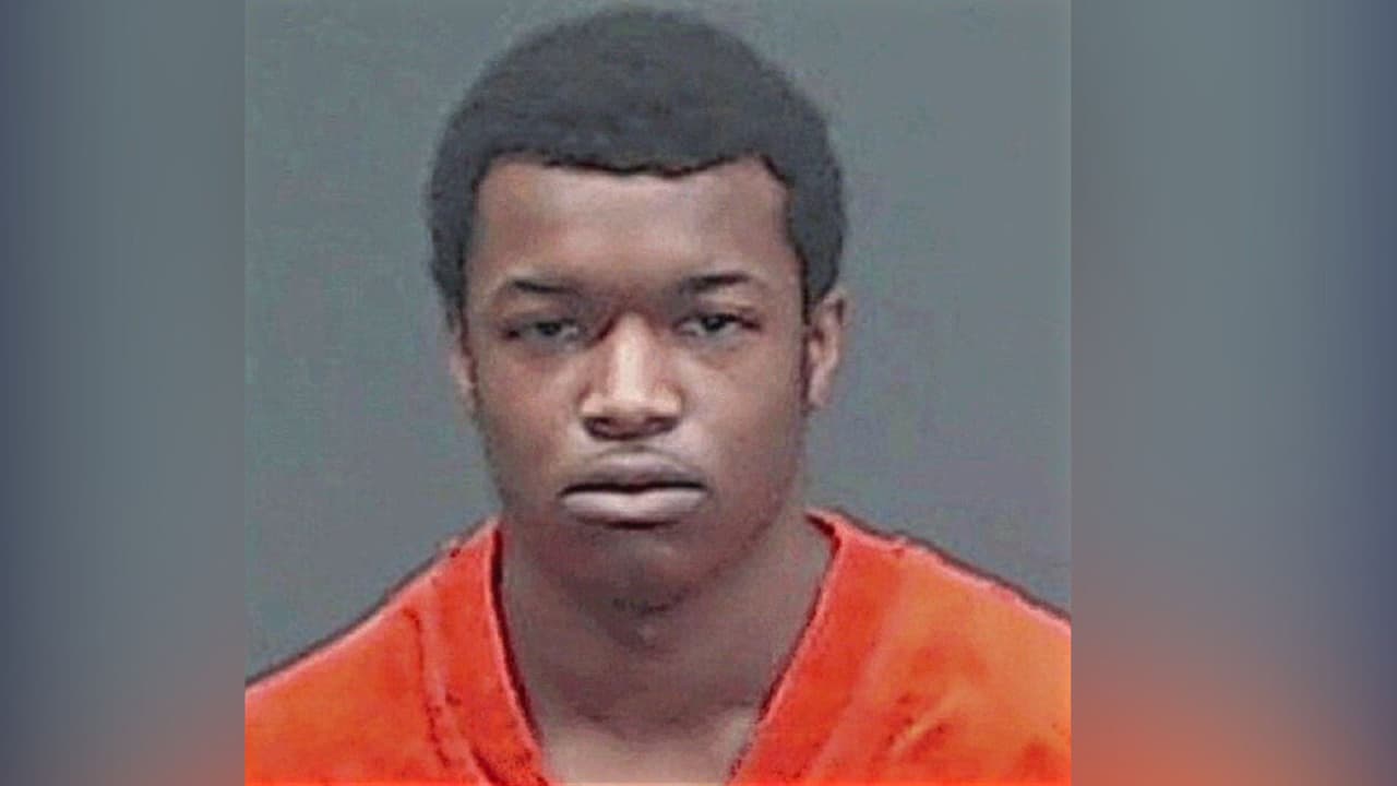 El adolescente Kevonte Collins será juzgado como adulto en conexión con un doble homicidio en Texarkana