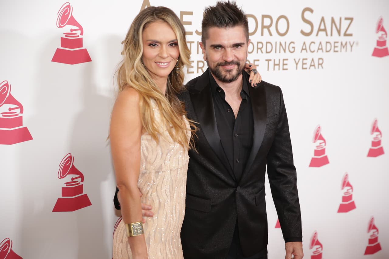 Juanes y Karen Martínez