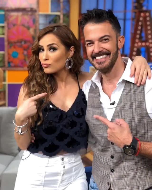 En 2012, el presentador argentino anunció durante el programa matutino que 
<b><a href="https://www.univision.com/entretenimiento/chismes/el-presentador-fernando-del-solar-revelo-que-padece-cancer-pulmonar">padecía cáncer pulmonar</a></b>.