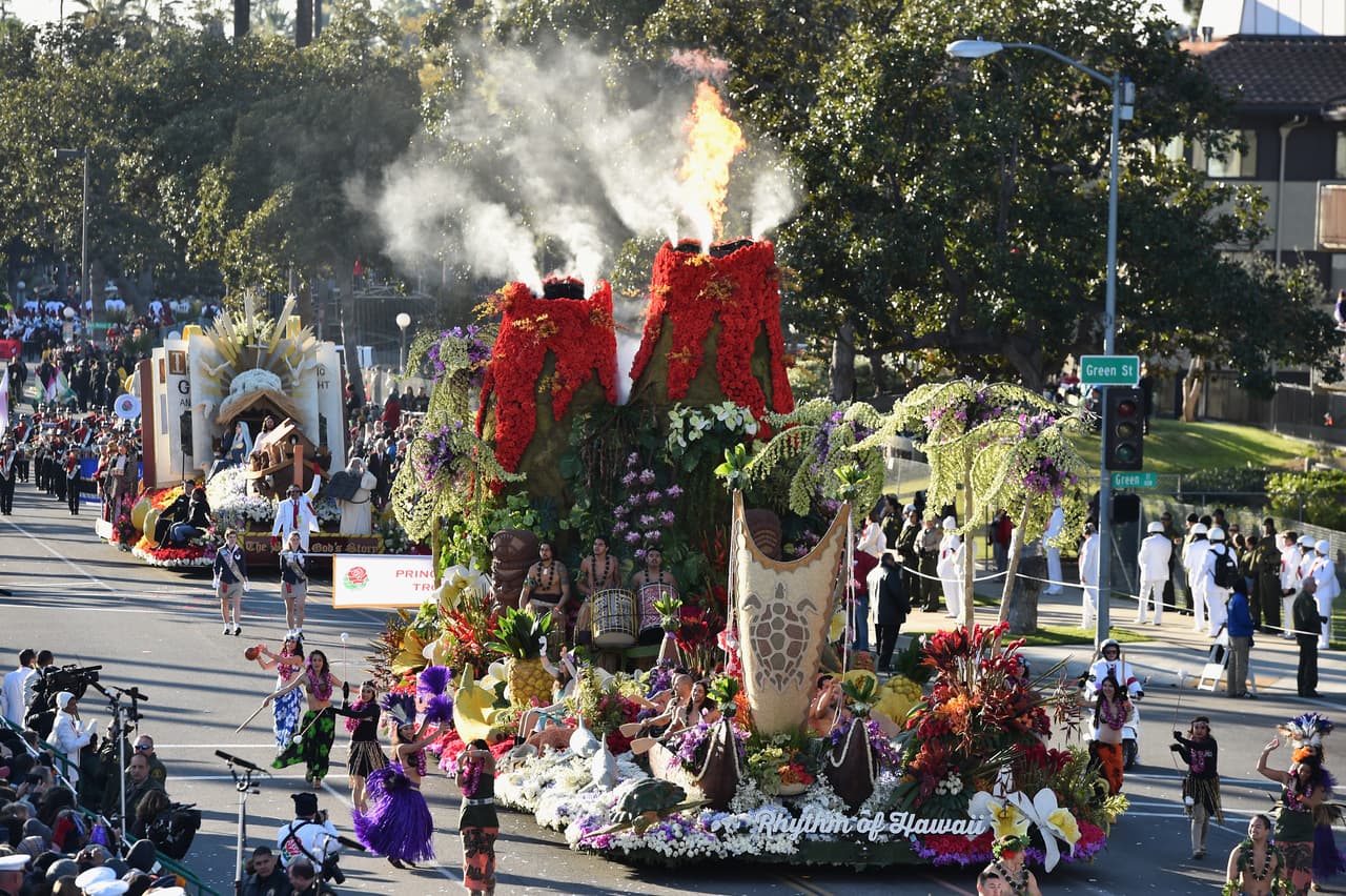 Miles de personas disfrutaron de este tradicional desfile lleno de música y color