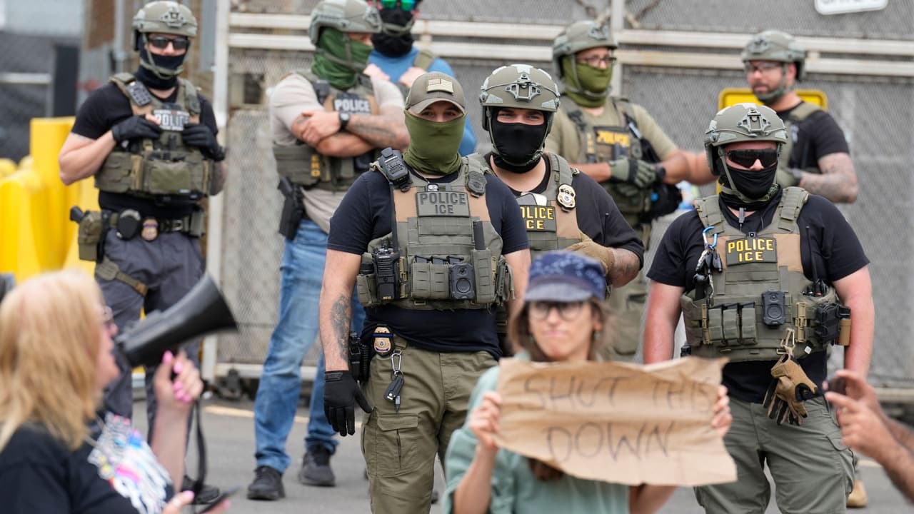 Tensión en Newark: Denuncian motín y huelga de hambre en Delaney Hall en medio de choques entre agentes y manifestantes