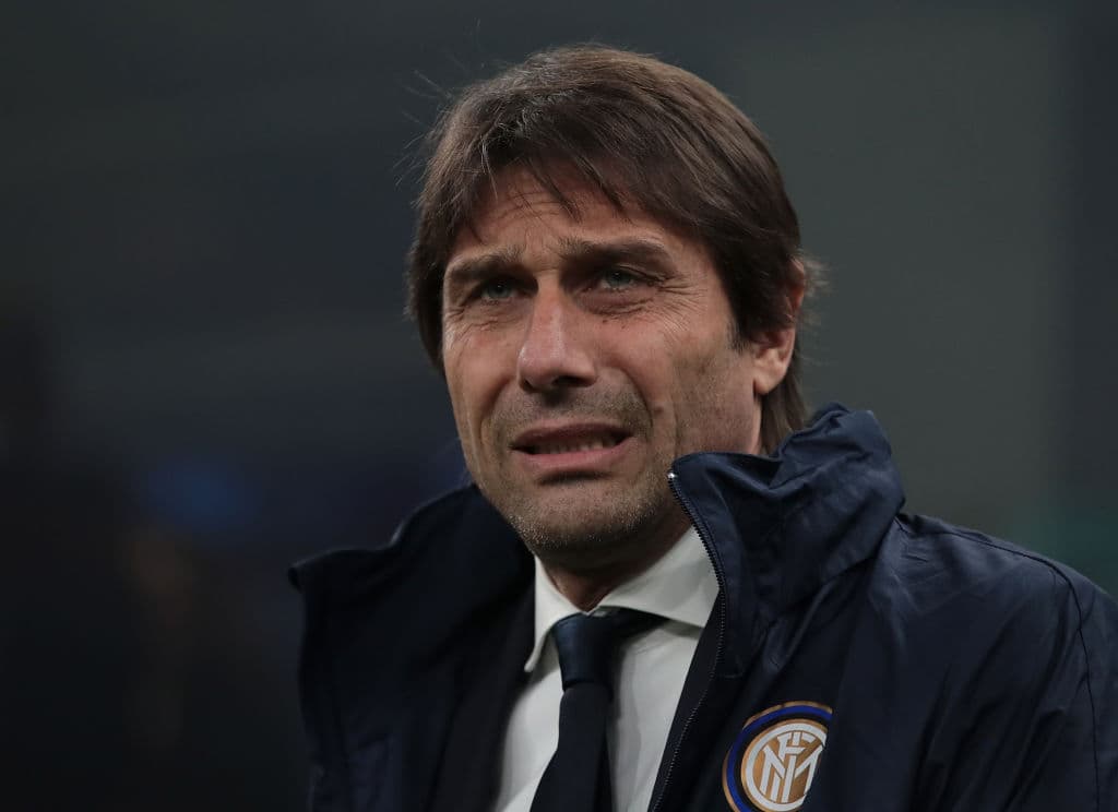 Inter se impone al Milan tras un partidazo. Cuatro goles a dos marcaron la diferencia en este derby. Zlatan y Rebic anotan por parte del Milan, mientras que por parte del Inter anotaron Brozovic, Vecino, Stefan de Vrij y Lukaku al último minuto.