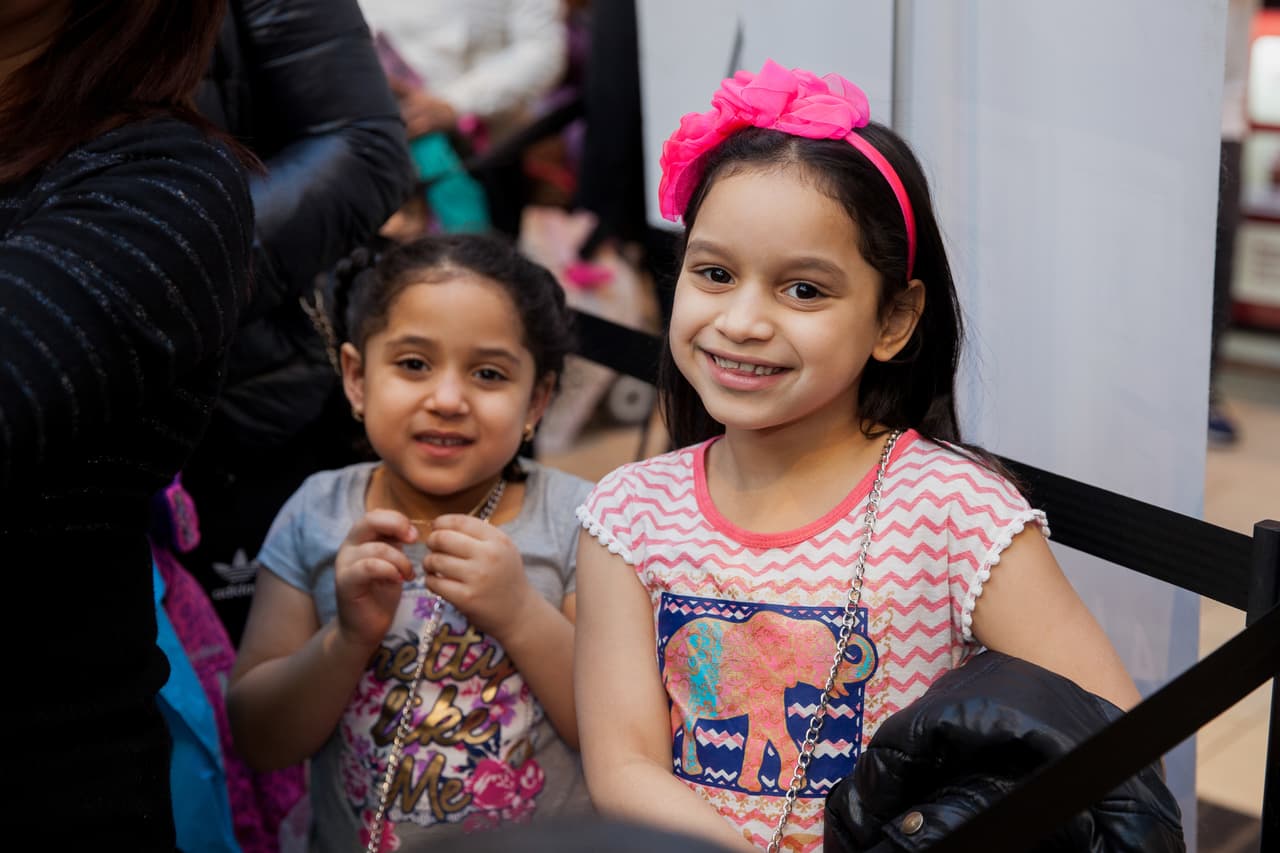 Estas niñas pasaron una linda tarde en compañía de sus familias.