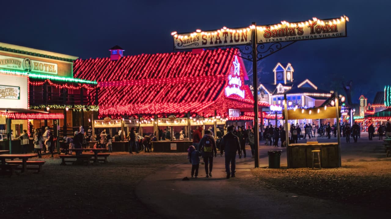 Texas Wonderland abrió por primera vez en 1998 y este 2023 es su temporada número 26.