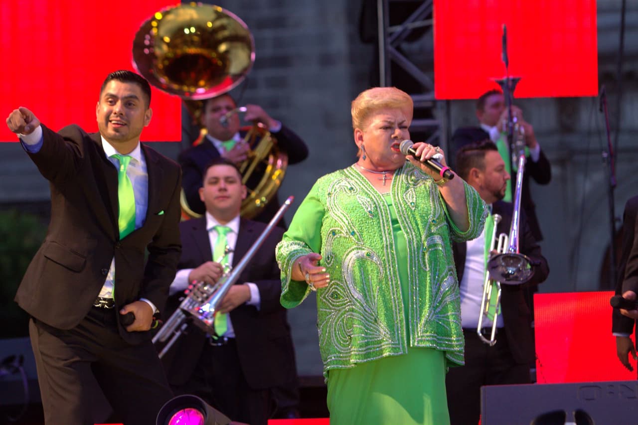Paquita fue recibida por miles de gritos y ovaciones por parte del público.
