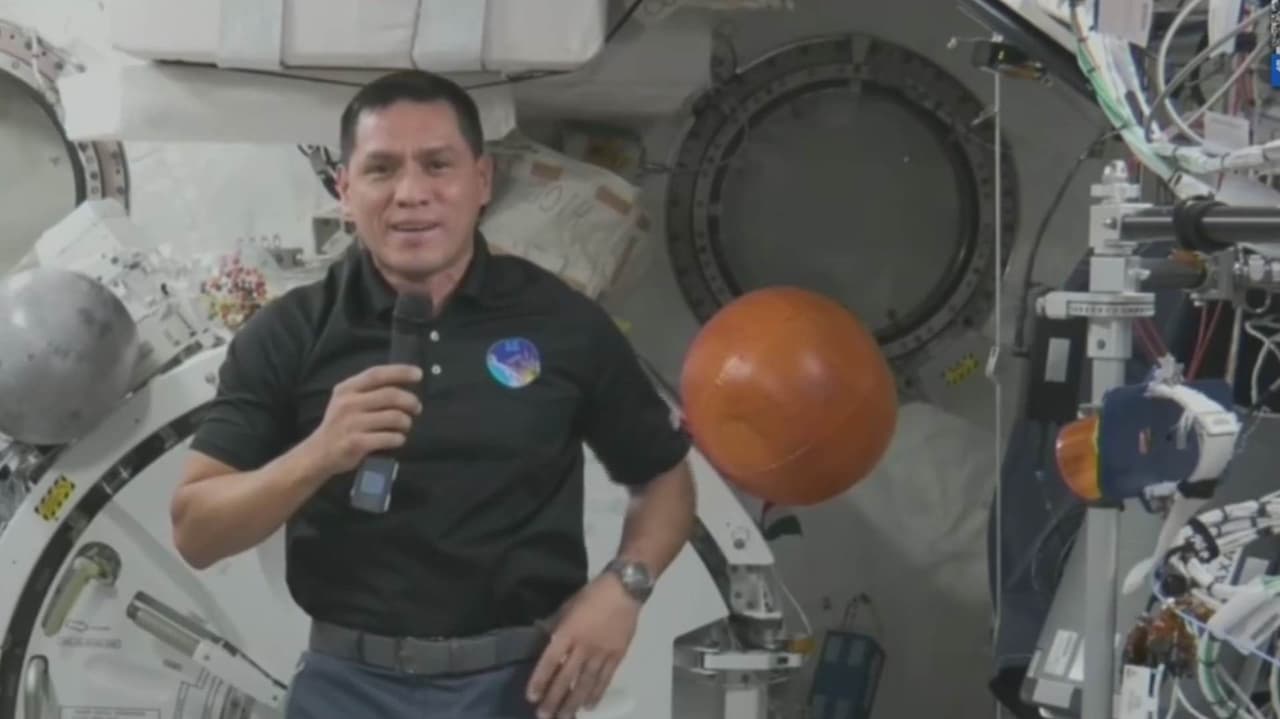 ¿Quién es el astronauta hispano que integrará la tripulación de la misión Artemis III de la NASA?