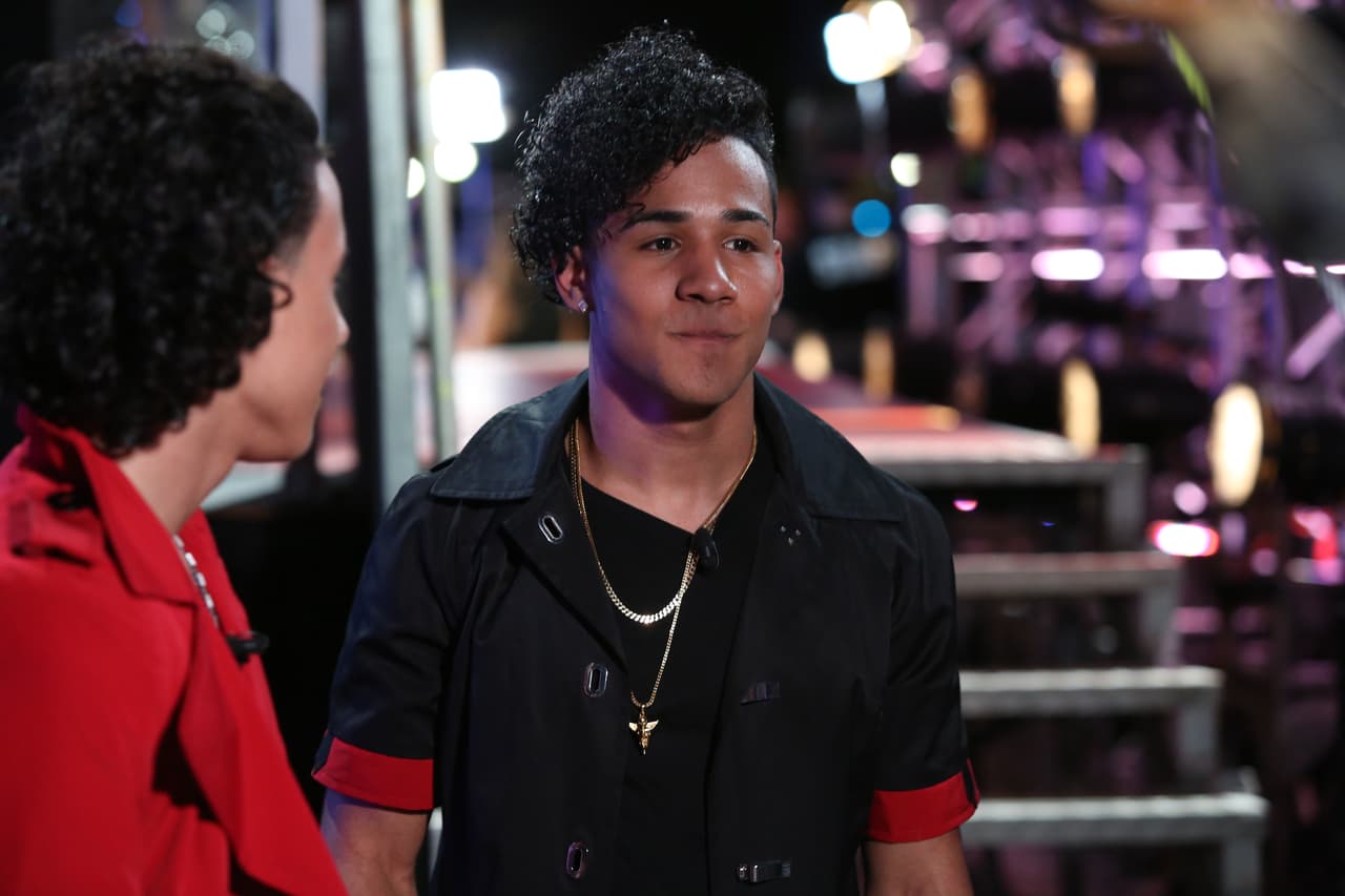 La música corre por las venas de estos hermanos dominicanos que audicionaron en Los Ángeles. En la segunda fase, los jueces los separaron y ahora es Richard quien cumple el sueño por los dos.