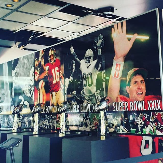 Usuarios compartieron sus fotos desde la plaza Justin Herman en San Francisco.