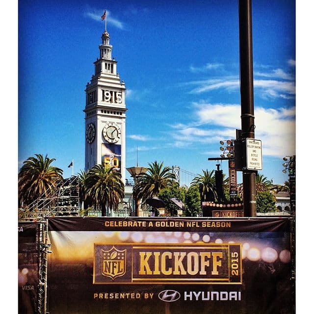 Usuarios compartieron sus fotos desde la plaza Justin Herman en San Francisco.