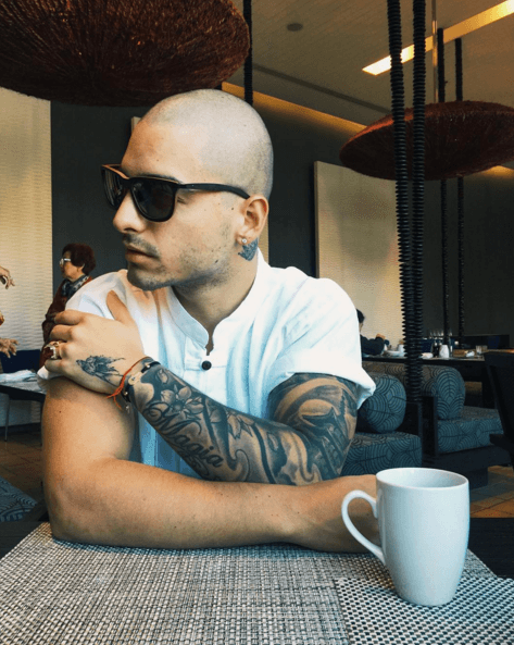 Wow, en verdad él es súper sexy.