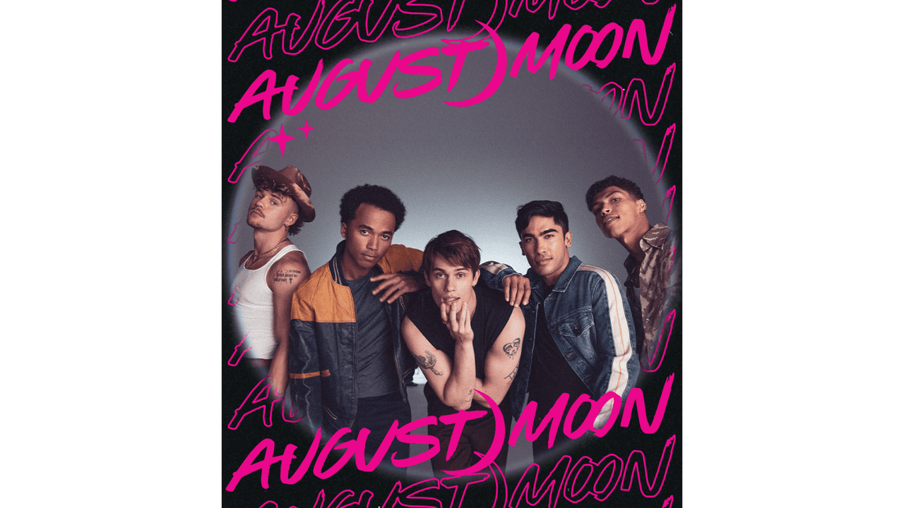 August Moon, 'boy band' ficticia de 'La idea de ti'.