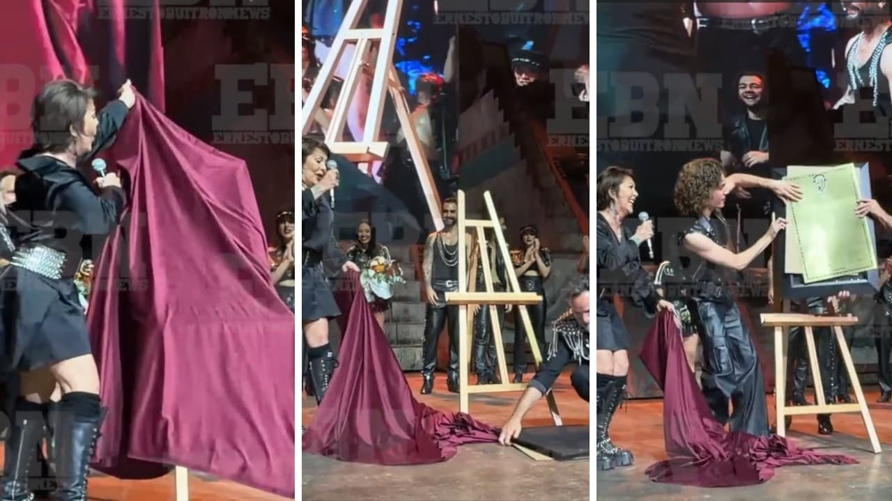 Alejandra Guzmán rompe placa conmemorativa de la obra 'La Malinche El Musical'.