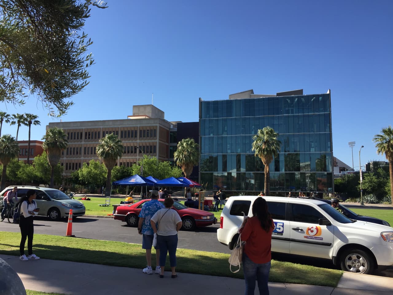 Desde temprano los interesados en observar el Eclipse buscan un espacio en el evento Eclipse Solar 2017