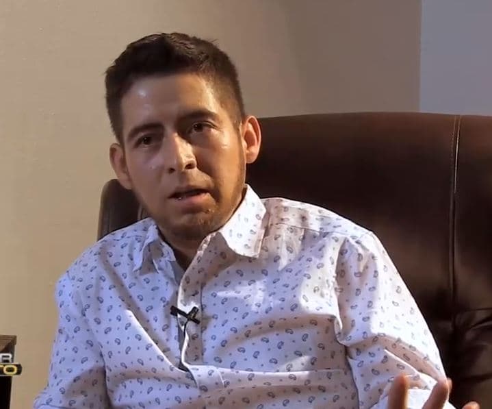 Entre la vida y la muerte se encuentra un inmigrante que comía basura para sobrevivir 