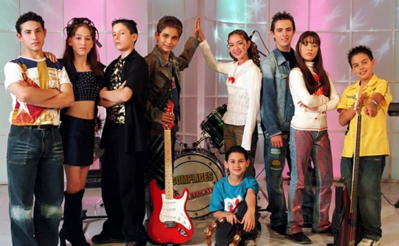 Después de 'Amigos x siempre', Mickey se integró al elenco de 'Cómplices al rescate' para interpretar a Omar.