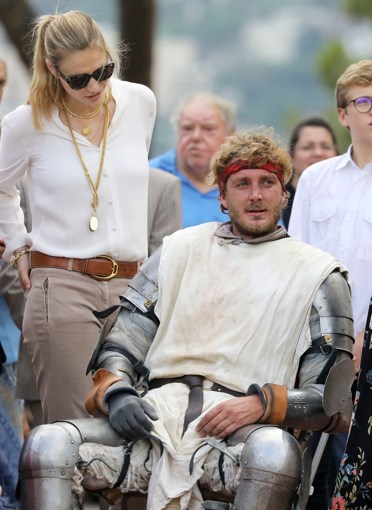 Casiraghi es un apasionado de los deportes y del mar, como su padre, y un hombre comprometido con el medio ambiente. En una de las 
<b><a href="https://elpais.com/elpais/2017/01/13/estilo/1484319411_833200.html">pocas entrevistas</a> </b>que ha ofrecido, lamentó las políticas ambientales del presidente estadounidense 
<b><a href="https://www.univision.com/entretenimiento/fotos-asi-han-sido-los-encuentros-entre-kim-kardashian-y-donald-trump-fotos">Donald Trump</a></b>.