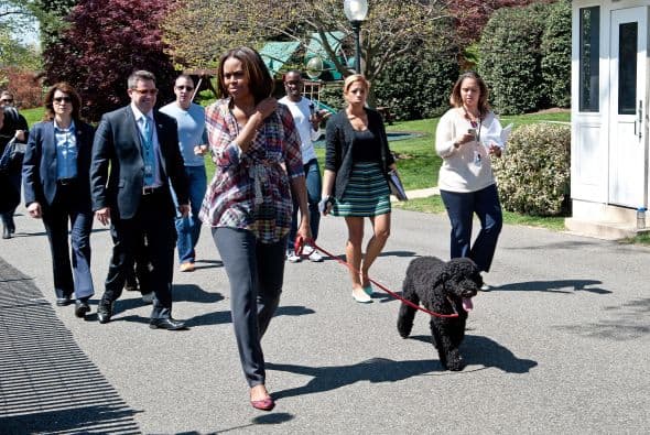 "Estamos encantados de poder centrar las actividades en un asunto que es muy importante para mí: el de asegurarnos que nuestros jóvenes están activos y sanos", señaló la primera dama durante el evento. Mira también todos los beneficios de tener perros como los del presidente