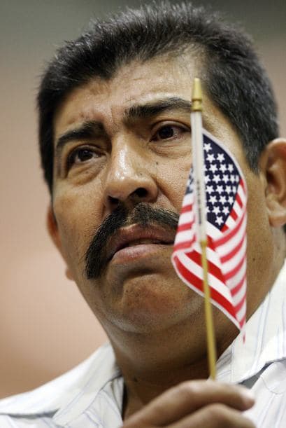 Según un reciente estudio de la Oficina de Asuntos de Salud (ASPE por sus siglas en inglés), la población latina es la comunidad con la tasa más alta de personas sin seguro médico, cifras que podría cambiar considerablemente bajo la nueva Ley de salud.