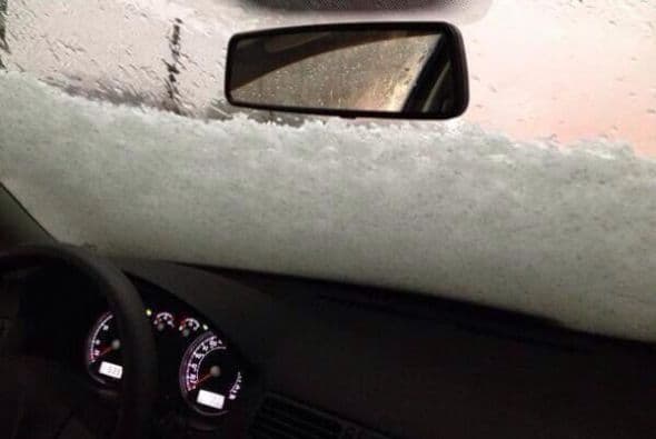 Ante la magnitud de la lluvia. Imagen tomada de Twitter.